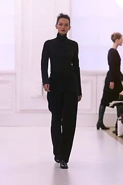 Look 18